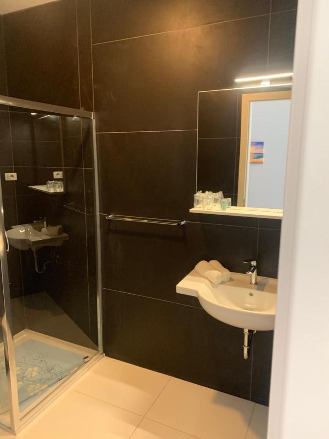 Hotel Elu Iris Split Ngoại thất bức ảnh